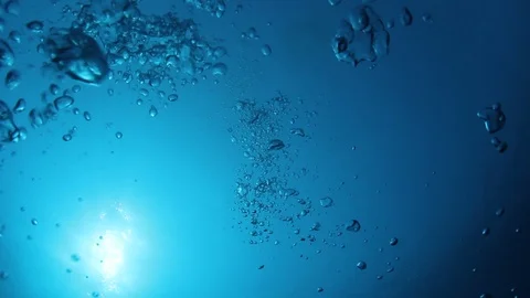 Bubbles underwater Video stock 106444967