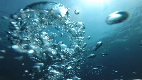 Bubbles underwater Video stock 132372138