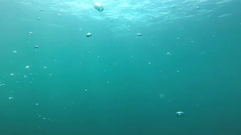 Bubbles underwater in slow motion Stock Footage 132337296