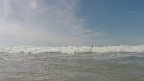 Bubbles of the wave Video stock 87932280