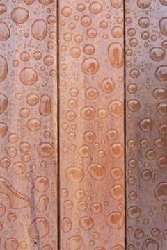 Bubbles on wood board Stock-Fotos