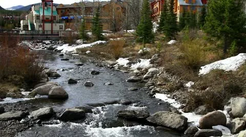 Bubbling colorado stream Video stock 11426344