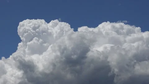 Bubbling white cloud Stock Footage 159075259