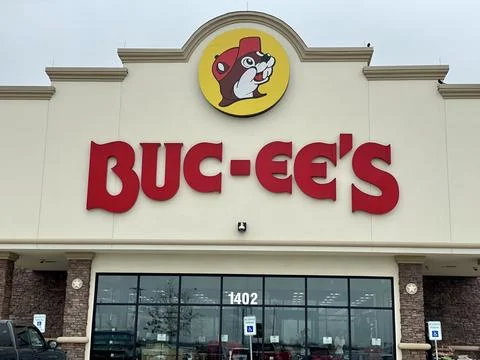 Bucee’s Logo on the Front of a Store Stock Photos