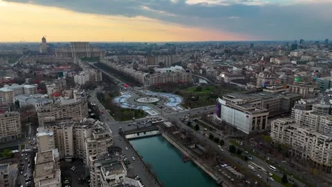 Bucharest, Romania - 03/21/2024: Panoramic aerial view of Bucharest city Vidéo 283527019