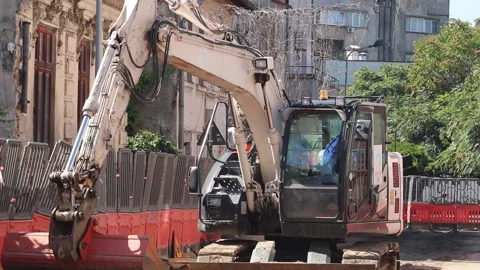 Bucharest Romania 10.10.2026 Construction workers at a construction site Video stock 347675781