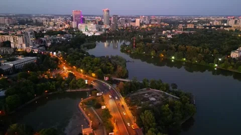 BUCHAREST, ROMANIA - August 19, 2025 Night view of Herastrau area Video stock 336782123