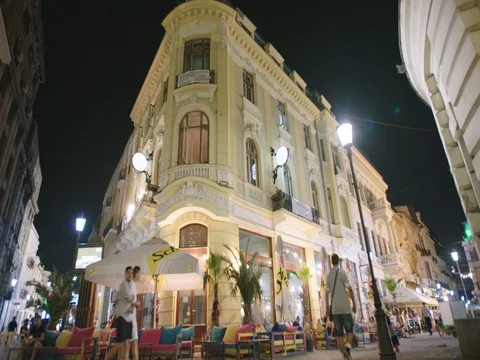 BUCHAREST, ROMANIA - AUGUST 4TH 2017: Night footage tourists in the old city Stock-Footage 78992184