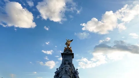 Buckingham palace Stock Footage 317397272
