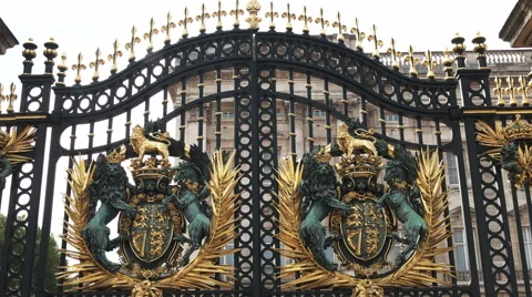 Buckingham palace gates close up Stock Footage 57471305