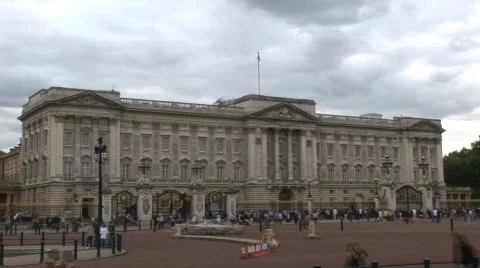 Buckingham Palace time lapse Stock Footage 536929