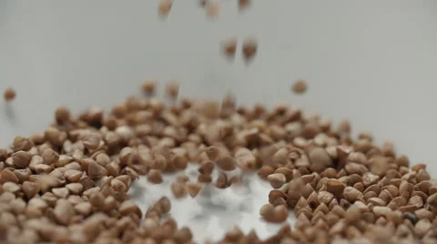 Buckwheat Fall On The Plate Close-Up 3 Vídeo Stock 63302200