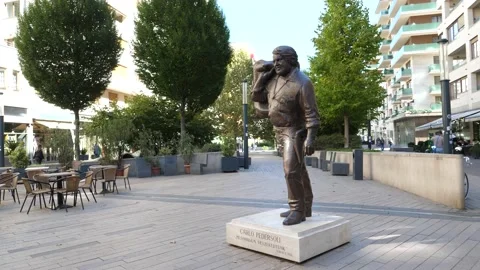 Budapest, Bud Spencer statue Stock Footage 133427247