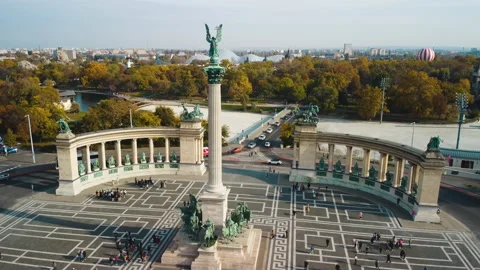 BUDAPEST DRONE 10 스톡 동영상 231037897