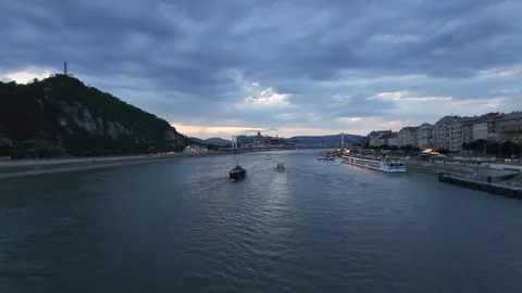 Budapest, Hungary - 10 June 2026: Danube River panorama with boats bridg 動画素材 336722366