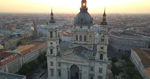 Budapest, Hungary - 4K drone flying away from St.Stephen's Basilica Stock Footage 93754116