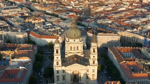 Budapest, Hungary - 4K drone flying above St.Stephen's Basilica at sunset Stock Footage 115497679