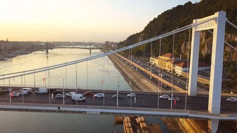 Budapest, Hungary - 4K hyperlapse about heavy traffic on Elisabeth Bridge Stock Footage 95271389