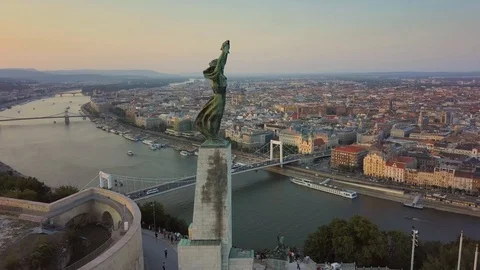 Budapest, Hungary - 4K orbiting around Statue of Liberty at sunset Stock Footage 94234906