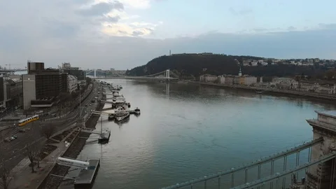 Budapest, Hungary. Top view on the Secheni Chain Bridge over the Danube River. Stockbeeldmateriaal 121281971