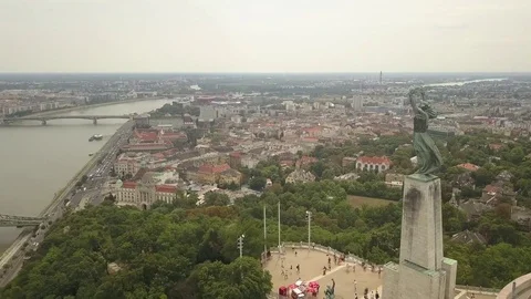 Budapest Libarty Statue Aerial Stockbeeldmateriaal 79661276