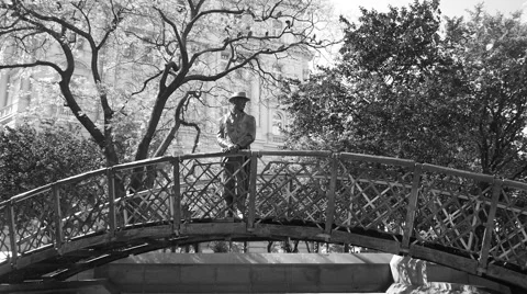 Budapest statue of Imre Nagy in black and white Video stock 50141032