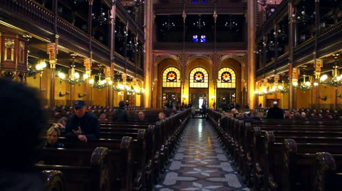 BUDAPEST SYNAGOGUE INSIDE 8 LS BACK VIEW Stock Footage 39438302
