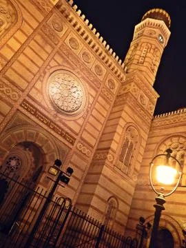 Budapest synagogue at night Foto stock