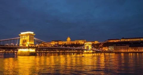 Budapest  view at sunset time with Chain Bridge on Danube river Stock Footage 104048170