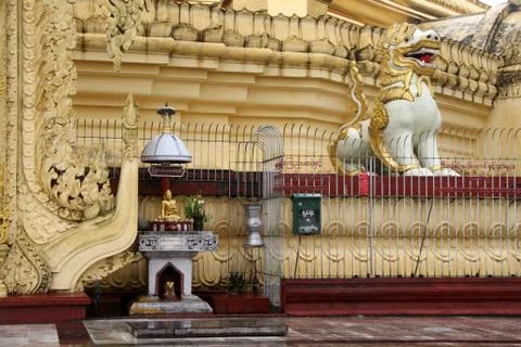 Buddha and lion Foto stock