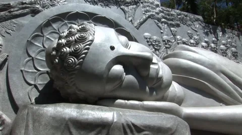 Buddha Face Statue Stock-Footage 47452907