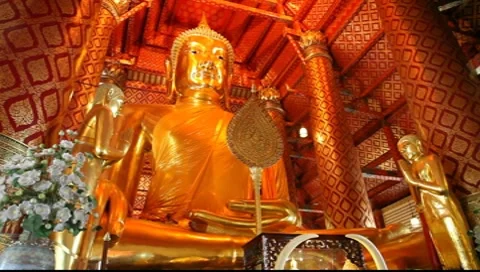 Buddha gold statue Ayuttaya Video stock 7746809