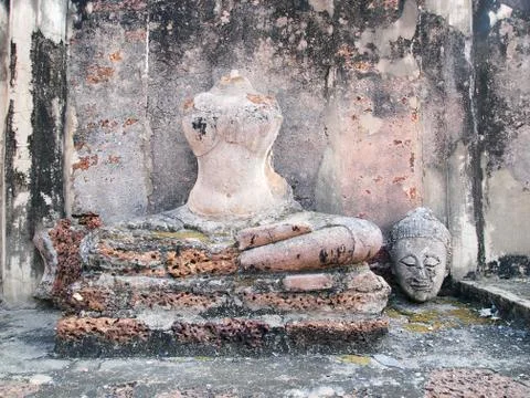Buddha head is broken Stock Photos
