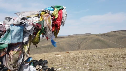 Buddha in the mountains Video stock 129751104