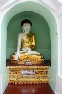 Buddha in pagoda Fotos Stock
