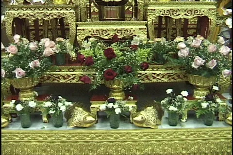 Buddha Shrine 1 Stock-Footage 296893