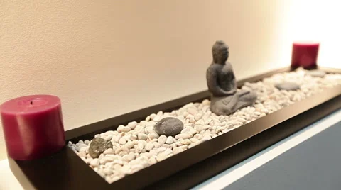 Buddha statue and candles Video stock 40743112