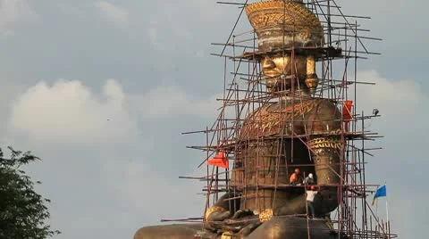 Buddha statue Stock Footage 10768129