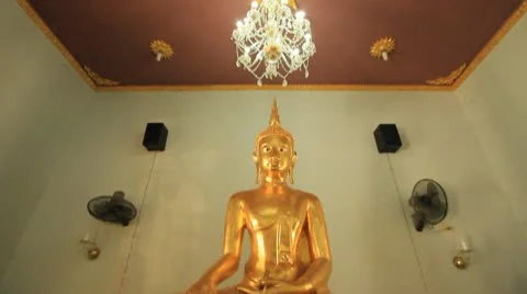 Buddha statue Stock Footage 10795935