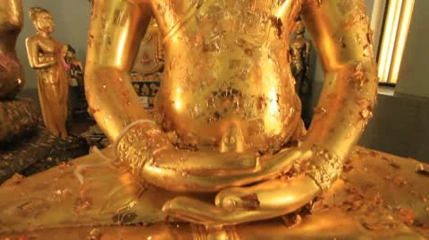 Buddha statue Stock Footage 10802835