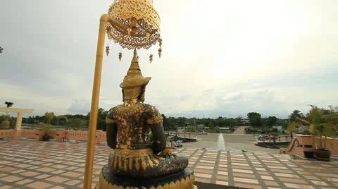 Buddha statue Stock Footage 11345038