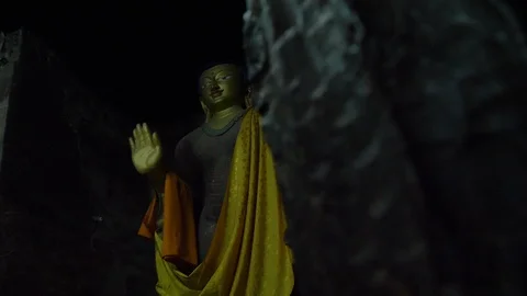 Buddha statue Vídeo Stock 127420334