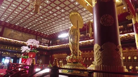 Buddha Statue, Inside Hundred Dragon Hall, Buddha Tooth Relic Temple, Singapore Vídeo Stock 329128209