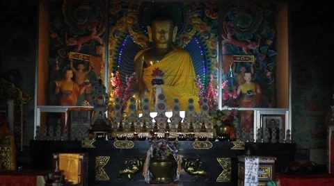 Buddha statue with light Stock Footage 59011981