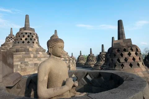 Buddha statue temple complex Borobudur Stupas Borobudur Yogyakarta Java Fotos de archivo