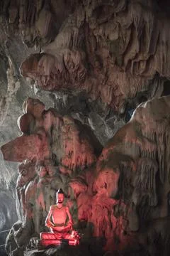 Buddha statues inside Sadan Cave (aka Saddar Caves), Hpa An, Kayin State (Karen Stock Photos