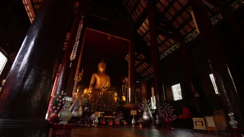 Buddha in Temple dolly shot Stock Footage 140073484
