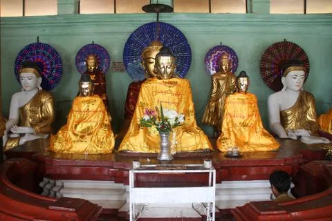 Buddhas and wall Stock Photos