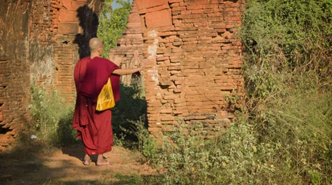 Buddhist monk in old ancient temple Stock Footage 36591099