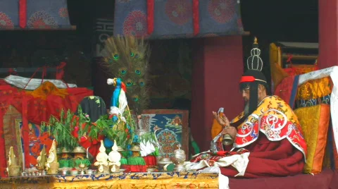 Buddhist Monk praying inside Jokhang Temple, Tibet 스톡 동영상 97085